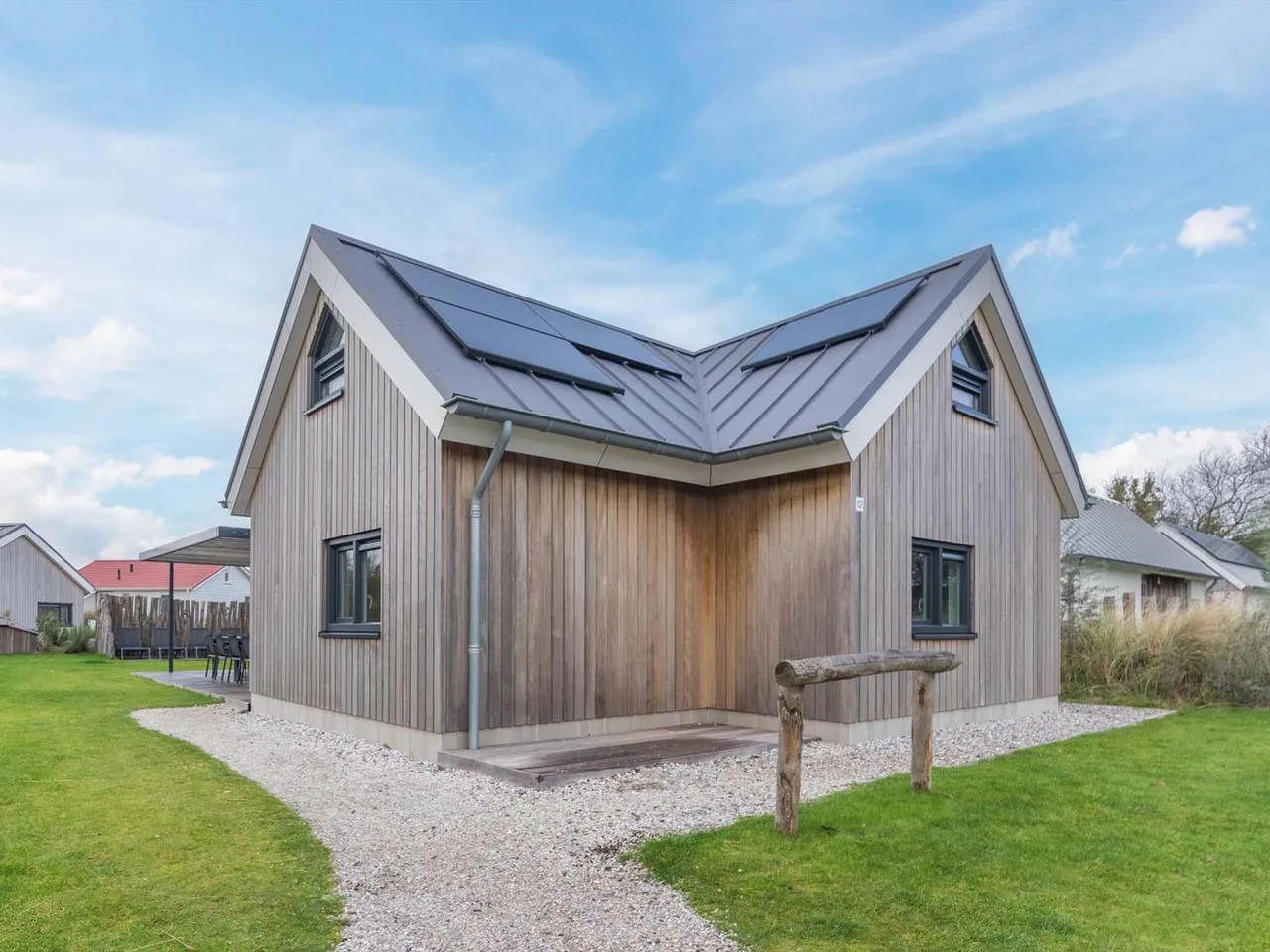 Vrijstaande woning te koop: Jan Roepespad 4-14, Hollum