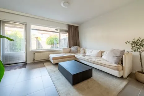 Tussenwoning te huur: Jan Slauerhoffstraat 25, Laag Dalem II Gorinchem