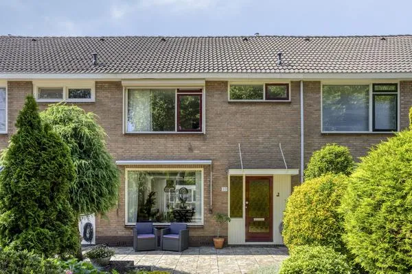 Tussenwoning te koop: Jan Sluiterstraat 33, Volendam-Blokgouw 1 en 2 Volendam