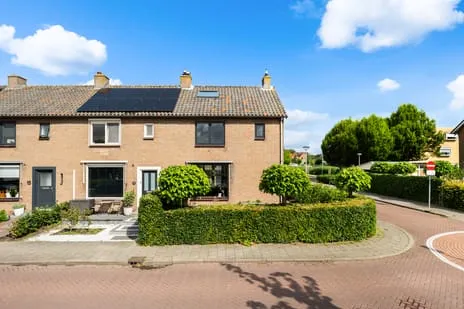 Corner house for sale: Jan Steenlaan 19, Stolwijk Stolwijk