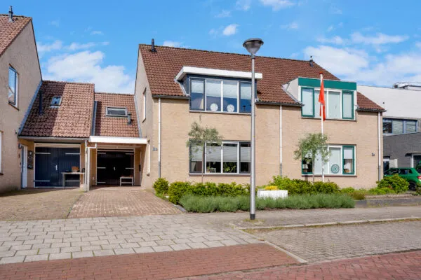 Tussenwoning te koop: Jan Steenstraat 2B, Bloemen-Schilderswijk Nijverdal