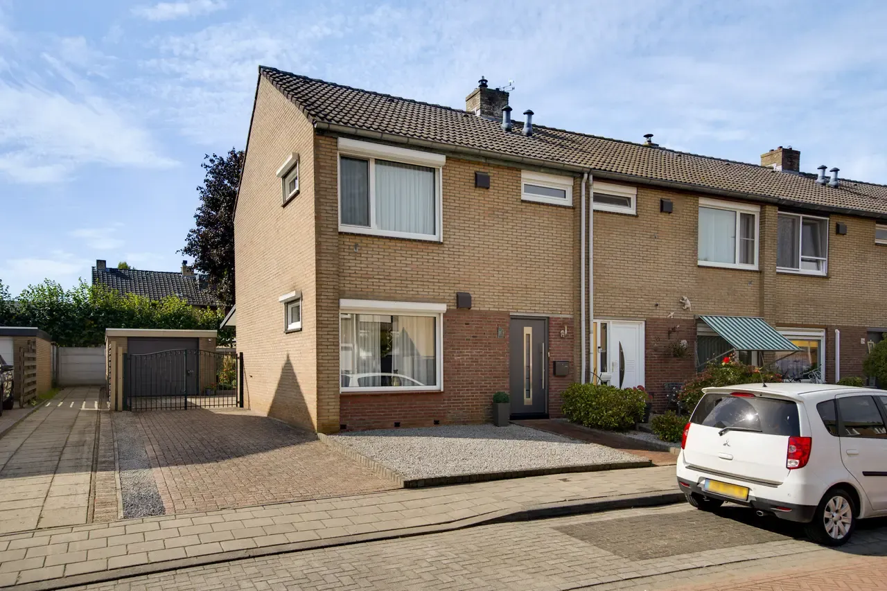 Hoekwoning te koop: Jan Truyenstraat 32, Roermond