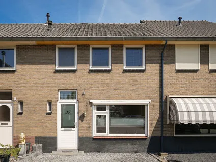 Tussenwoning te koop: Jan Van Arkelstraat 35, Oranjebuurt-Zuid Leerdam