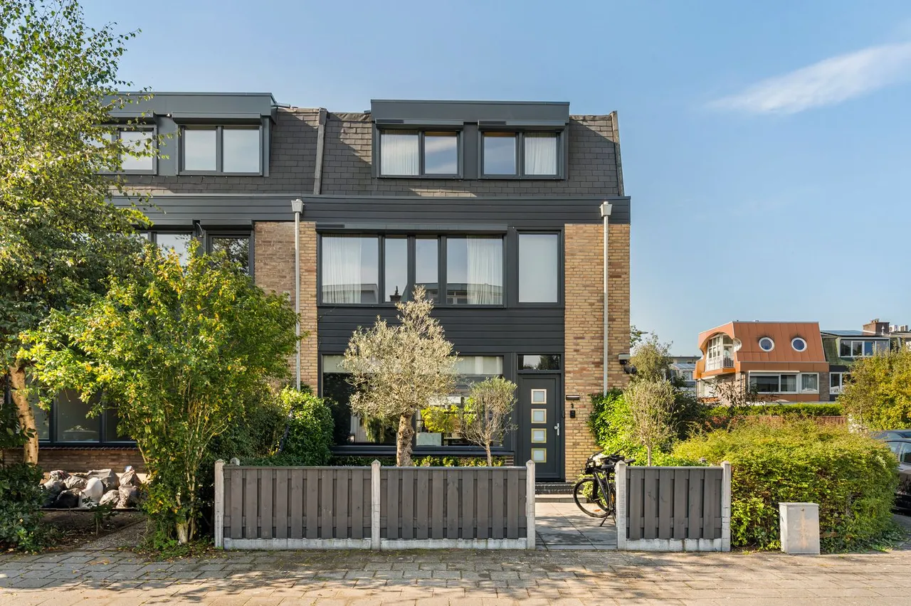Hoekwoning te koop: Jan van Avesneslaan 1, Amstelveen