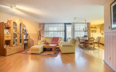 Appartement te koop: Jan van Duivenvoordestraat 37, Bakemabuurt Amsterdam