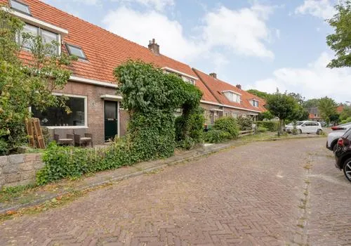 Tussenwoning te koop: Jan van Galenstraat 3, Zeeheldenbuurt Meppel