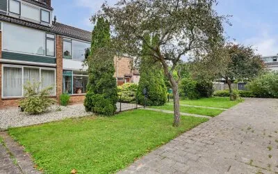 Tussenwoning te koop: Jan van Goyenpad 9, Schiekamp-Noord Spijkenisse