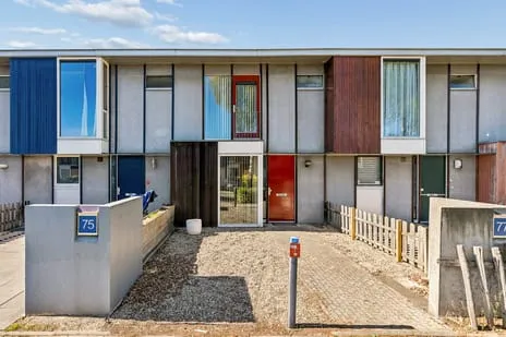 Tussenwoning te koop: Jan van Goyenstraat 77, Tussen de Vaarten N.- Oost Almere