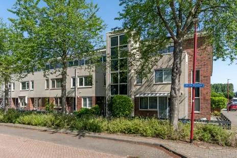 Tussenwoning te koop: Jan van Nijlenhove 2, Hoven-West Nieuwegein