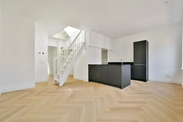 Apartment for rent: Jan van Riebeekstraat 19-3, Filips van Almondekwartier Amsterdam