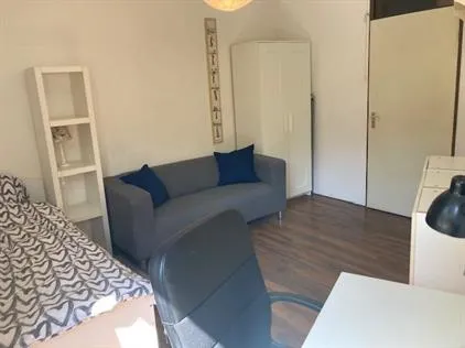 Kamer te huur: Jan van Riebeekstraat, Bezuidenhout-West 'S-Gravenhage
