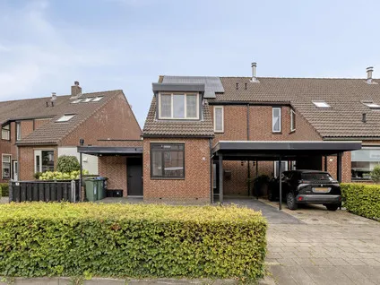 Tussenwoning te koop: Jan van Scorelstraat 39, Schildersbuurt Oosterhout