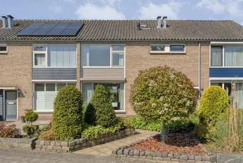 Tussenwoning te koop: Jan Vermeerstraat 5, Schildersbuurt Meppel