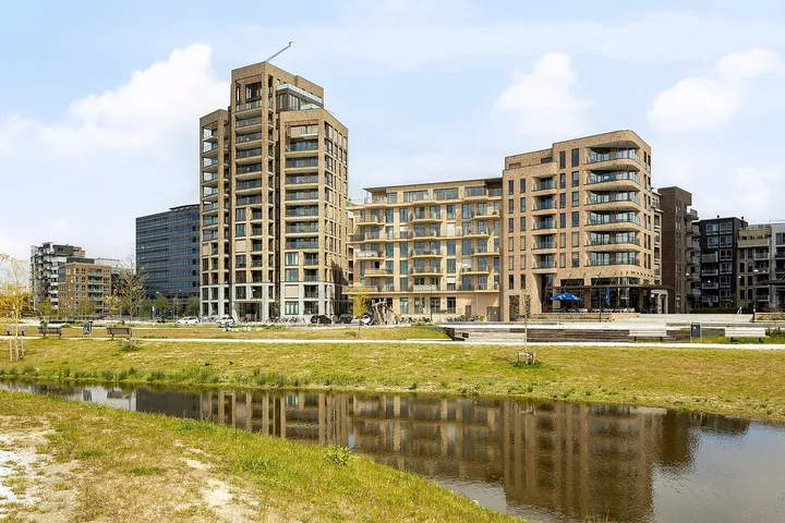 Appartement te huur: Jan Wolkerslaan 325, Holland Park Diemen