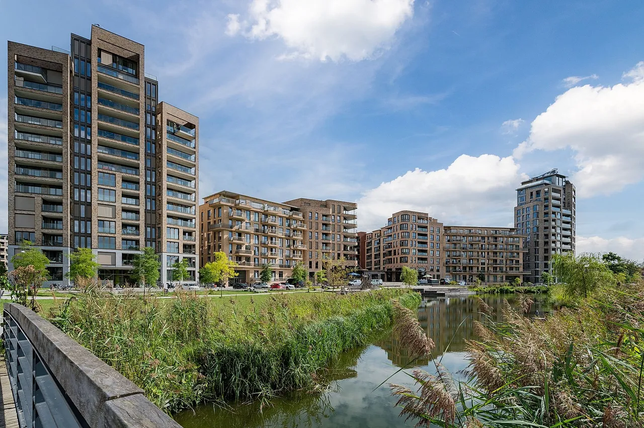 Apartment for rent: Jan Wolkerslaan 595, Holland Park Diemen