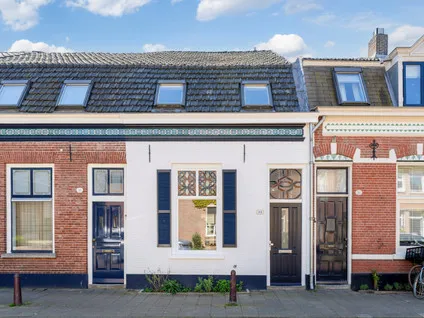 Tussenwoning te koop: Jan Aartestraat 32, Hoogvenne West Tilburg