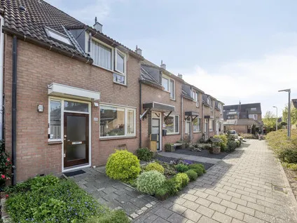 Tussenwoning te koop: Jan de Geusrede 18, Redebuurt Capelle Aan Den Ijssel