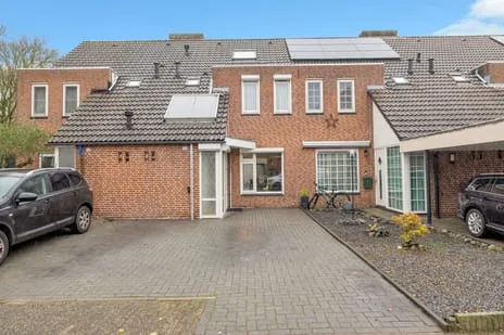 Tussenwoning te koop: Jan de Withof 52, Rijpelberg-Oost Helmond