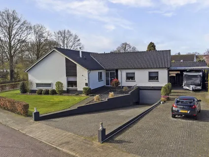 Vrijstaande woning te koop: Jan de Wittstraat 4, Vriezenveen-Centrum Vriezenveen
