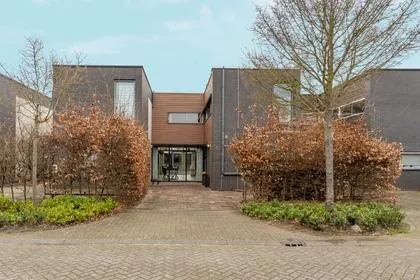 Tussenwoning te koop: Jan Hanlostraat 18, Literatuurwijk Midden-west Almere