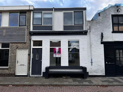 Huurwoning: Jan in 't Veltstraat 122 in Den Helder - €900 per maand - 70m²