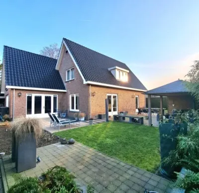 Vrijstaande woning te koop: Jan Kooijmanlaan 5, Ghijseland Rhoon