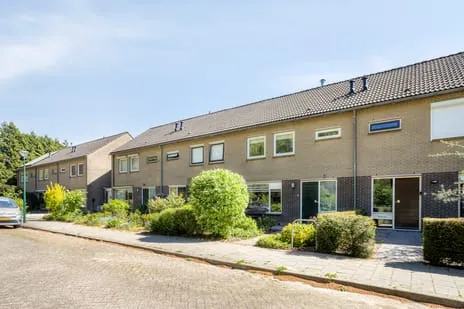 Tussenwoning te koop: Jan Luijkenstraat 36, Esterveld Grave