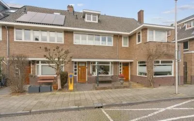 Tussenwoning te koop: Jan Luykenstraat 16, Dichterswijk Utrecht