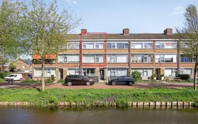Appartement te koop: Jan Pieterszoon Coenlaan 12, Zeeheldenbuurt Alphen Aan Den Rijn
