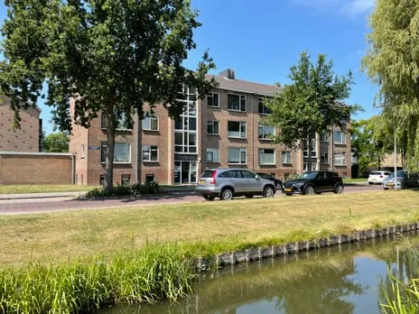 Appartement te koop: Jan Pieterszoon Coenlaan 23, Zeeheldenbuurt Alphen Aan Den Rijn