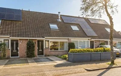 Tussenwoning te koop: Jan Provostlaan 37, De Leijen Bilthoven