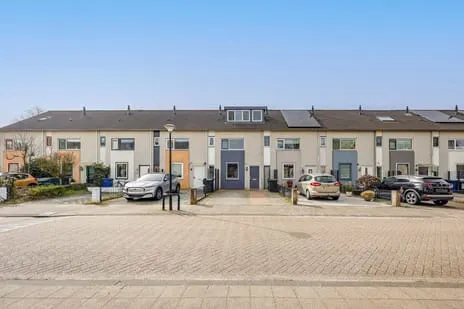 Tussenwoning te koop: Jan Rijksenstraat 21, Oostvaardersbuurt West Almere