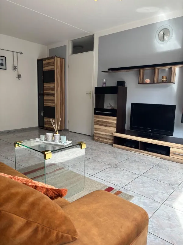 Woning te huur: Jan Sonjéstraat, Middelland Rotterdam