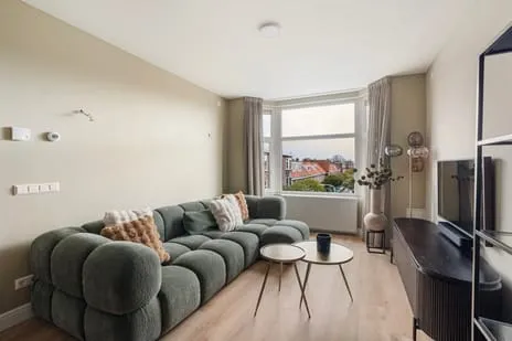 Appartement te koop: Jan ten Brinkstraat 15, Laakkwartier-Oost 'S-Gravenhage