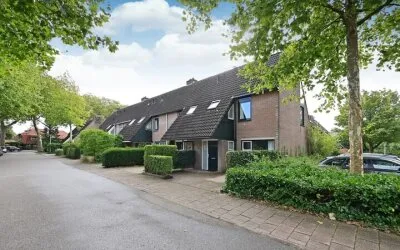 Hoekwoning te koop: Jan ter Gouwweg 111, Rembrandtpark Naarden
