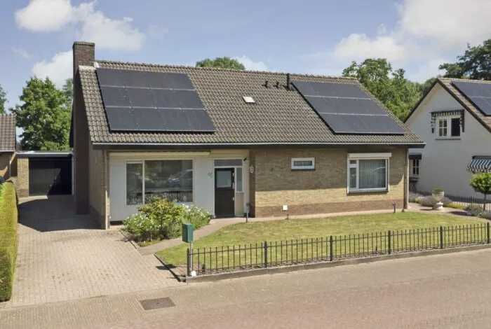 Twee-onder-één-kap te koop: Jan van Daalstraat 42, Beers kern Beers Nb