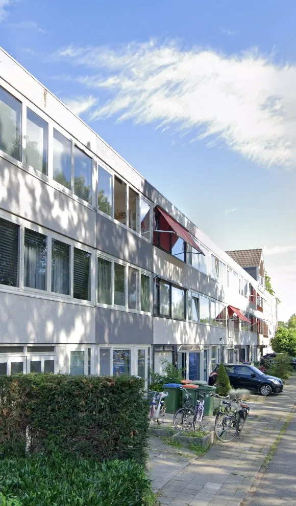 Woning: Jan van den Domstraat in Breda