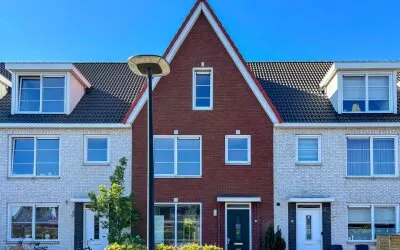 Tussenwoning te huur: Jan van der Schoorstraat 10, Binnenduin Beverwijk