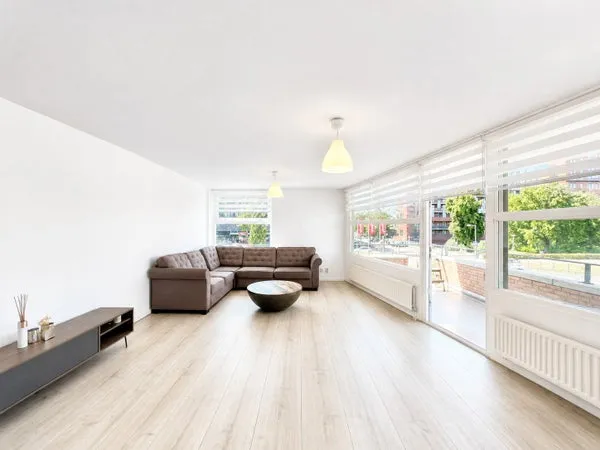 Woning te huur: Jan van Duivenvoordestraat, Bakemabuurt Amsterdam