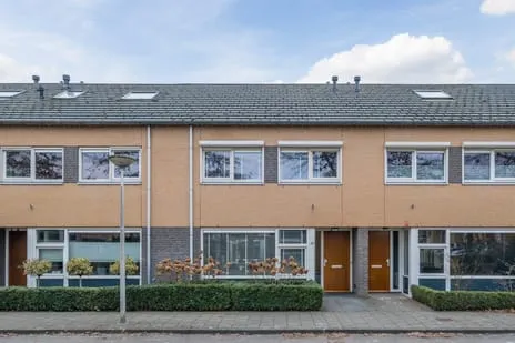 Tussenwoning te koop: Jan van Eyckgracht 128, Puttense Dreef Eindhoven