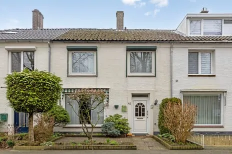 Tussenwoning te koop: Jan van Eyckgracht 41, Burghplan Eindhoven