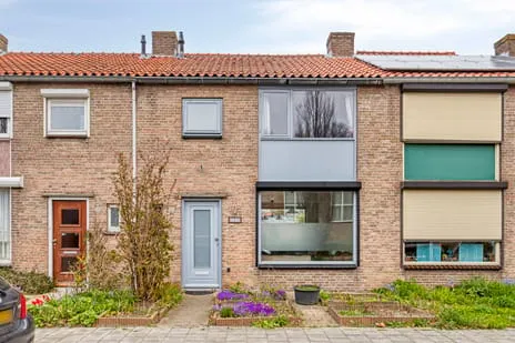 Tussenwoning te koop: Jan van Rompustraat 23, Lievenspolder Terneuzen