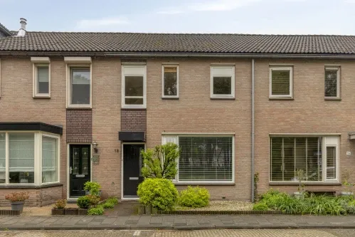 Tussenwoning te koop: Jan van Vlissingenhof 18, Rijpelberg-Oost Helmond