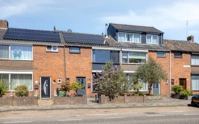 Tussenwoning te koop: Jan Vermeerlaan 219, Scherpdeel Roosendaal