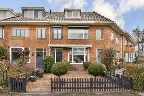 Tussenwoning te koop: Jan Vethkade 60, Breitnerstraat en omgeving Dordrecht