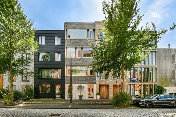 Tussenwoning te koop: Jan Vrijmanstraat 196, Amsterdam