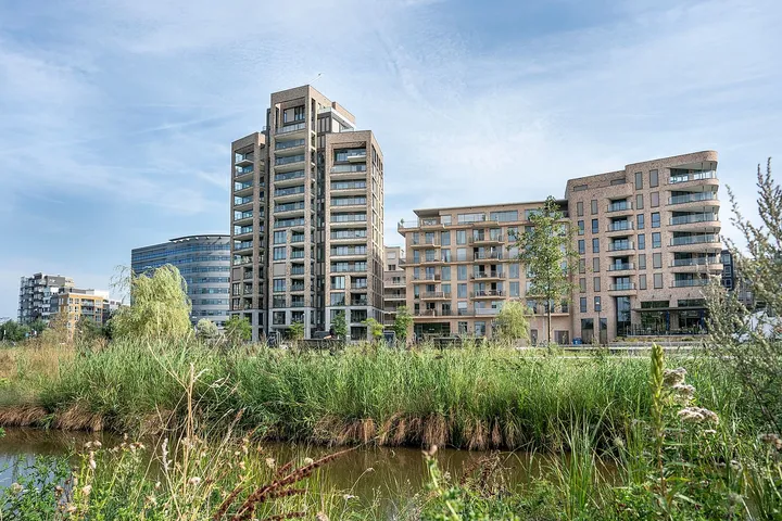 Appartement te huur: Jan Wolkerslaan 107, Holland Park Diemen