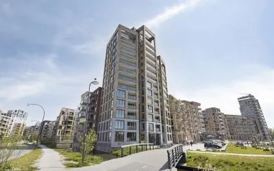 Appartement te huur: Jan Wolkerslaan 247, Holland Park Diemen