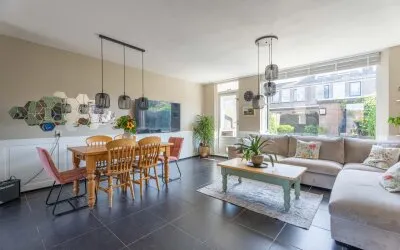 Tussenwoning te koop: Janplezier 8, Postbuurt Sassenheim