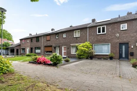 Tussenwoning te koop: Jans Kamperweg 7, Ophoven Sittard